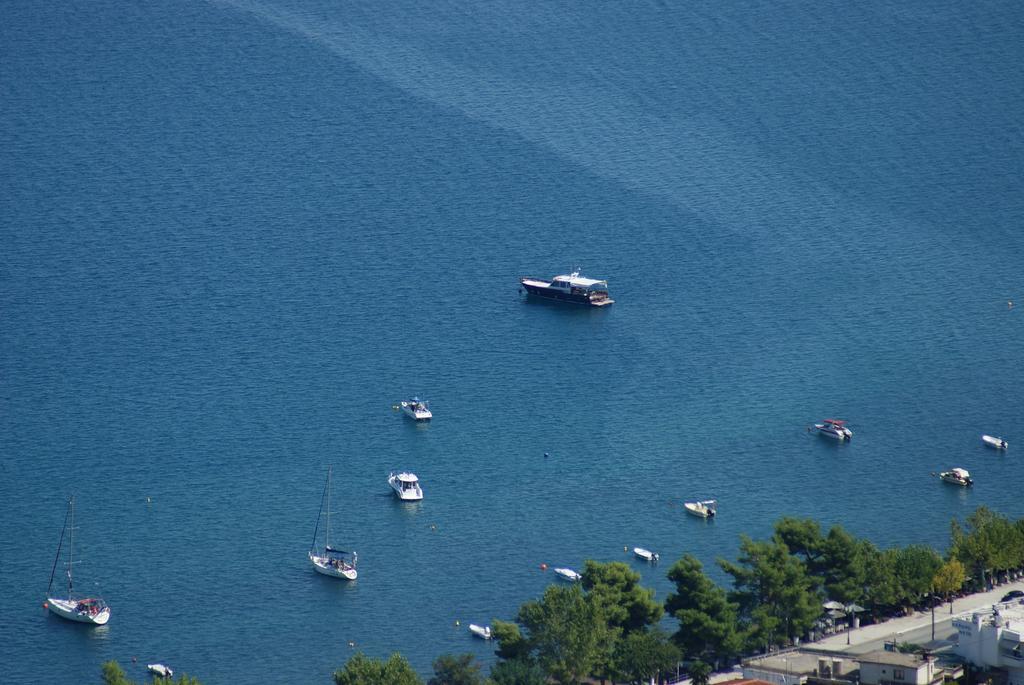 Hotel Kypreos Kamena Vourla Exteriér fotografie
